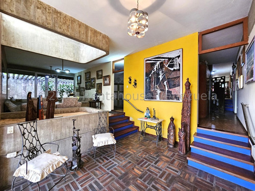 Rosa Rodríguez Vende Casa En Colinas De Santa Rosa, Barquisimeto 25-5559