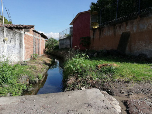 Terreno Urbano En Pedregal De Las Fuentes, Jiutepec, Morelos - Ari-607-tu