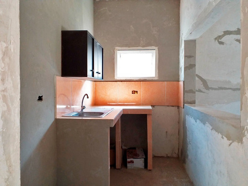 Imagen 6 de 10 de Casa Recientemente Recuperada En Pleno Centro De Coro. Para Terminar A Tu Gusto 04126887776 22-22441