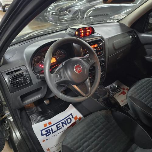 Fiat Palio 1.8 MPI ADVENTURE WEEKEND 16V FLEX 4P MANUAL