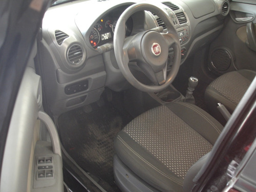 Grand Siena Essence 1.6 Completo