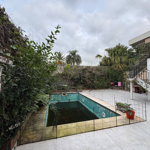 Venta Casa 6 Ambientes Villa Sarmiento Con Piscina