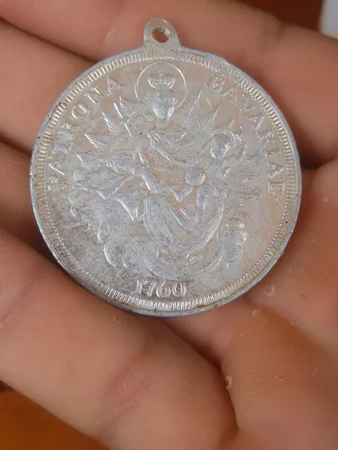 Medalla Antigua Del Año 1760 En Venta En Por Sólo 000 Panamá 