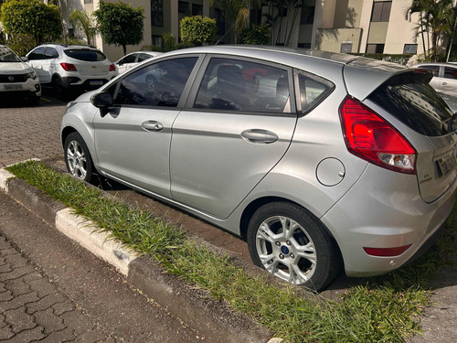 Ford Fiesta 1.6 16v Se Flex Powershift 5p