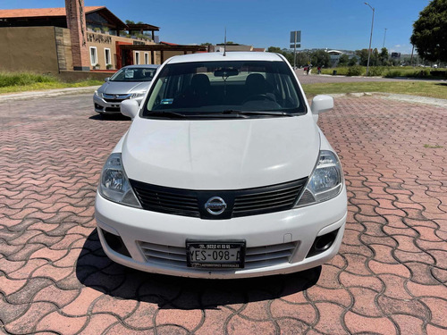 Imagen 6 de 14 de Nissan Tiida 1.8 Sense Sedan Mt 2016
