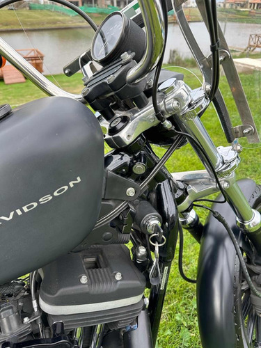 Harley Davidson Sportster 883 R