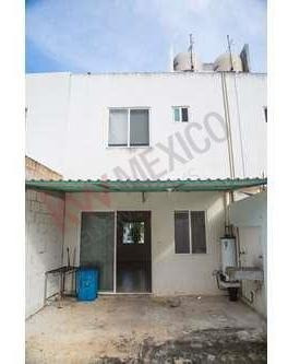 Imagen 8 de 23 de Casa En Venta - Los Olivos - Playa Del Carmen - Q. Roo - Doble Filtro De Seguridad - Privada Con Alberca