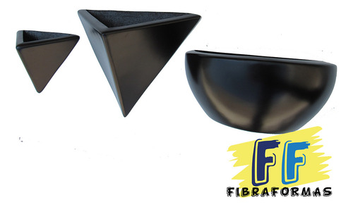 Pk2maceta Fibra De Vidrio Triangulo Pared Mediano Choco Plu°