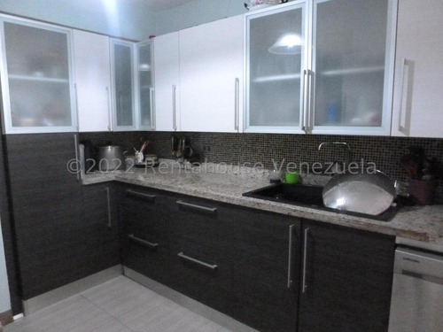 Amplio Y Comodo Apartamento Ubicado En Santa Fe Norte! #25-20445 Ricaro Rah