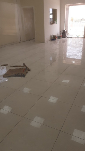 Imagem 4 de 5 de Acentamento Porcelanato
