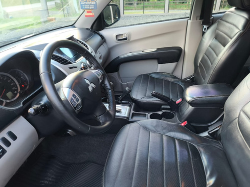 Mitsubishi L200 3.2 Triton Hpe Cab. Dupla 4x4 Aut. 4p