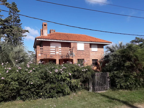 Vendo O Permuto, Alquilo Anual,  Casa En La Balconada