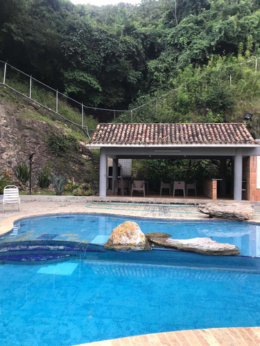 Imagen 19 de 20 de Jra Vende Townhouse De Lujo En Lomas Del Este