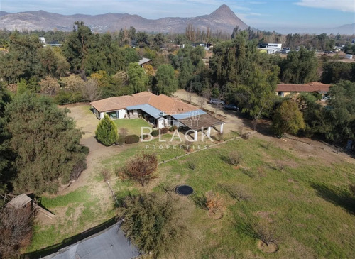 Parcela En Arriendo En Chicureo Central/colegio Pioneros