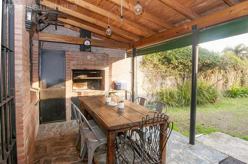 Imagen 19 de 30 de Muy Buen Triplex En La Merced, Lomas De San Isidro!