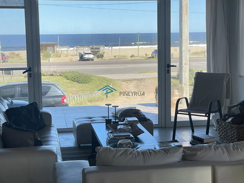 En Venta Comoda Casa En Montoya Frente Al Mar 5 Dormitorios