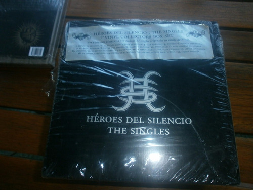 Heroes Del Silencio Box Set 21 Vinilos Simples 7