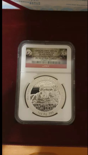 2014 Smithsonian 1 Onza Panda Plata 999 Proof 70 Ultra Cameo