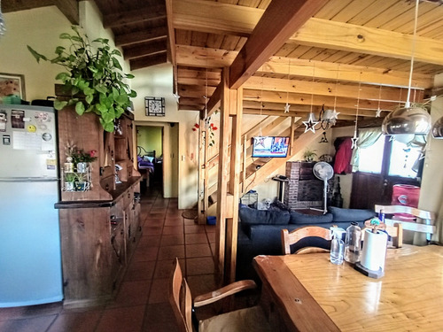 Vendo Dos Casas En Villa Gesell A 4 Cuadras Del Mar Y 3 Del