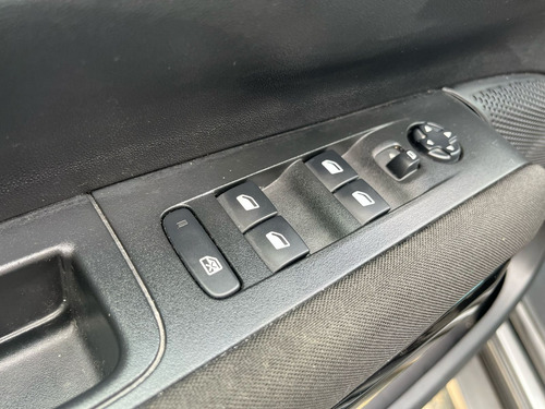 Citroën C4 Cactus 1.6 Feel Pack 16v Aut. 5p