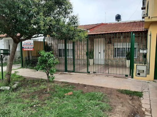 Imagen 9 de 21 de Santa Inés, Casa Para 2 Familias