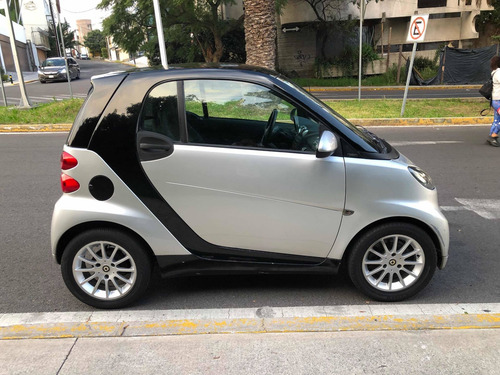 Imagen 5 de 13 de Smart Fortwo 2009 1.0 Coupe Pulse 72 Hp Aa Mt