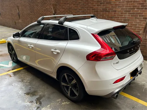 Volvo V40 2.0 T4 Drive-e R-design