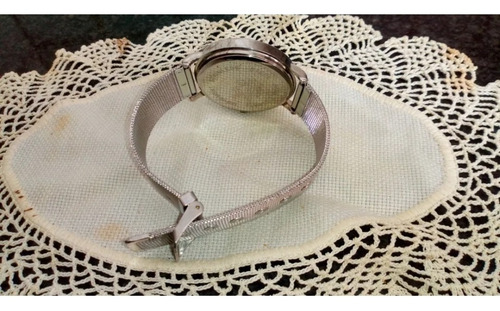 Reloj Pulsera. Mov. Cuarzo. Malla Metálica Flexible Plateado (Usado)