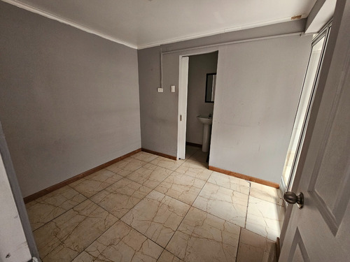 Hostal En Arriendo - Sector Sur De Iquique
