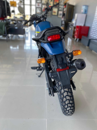 Imagen 7 de 15 de Royal Enfield Scram 411 Skyline Blue