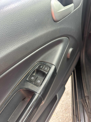 Volkswagen Saveiro 1.6 Gp Cs 101cv Safety