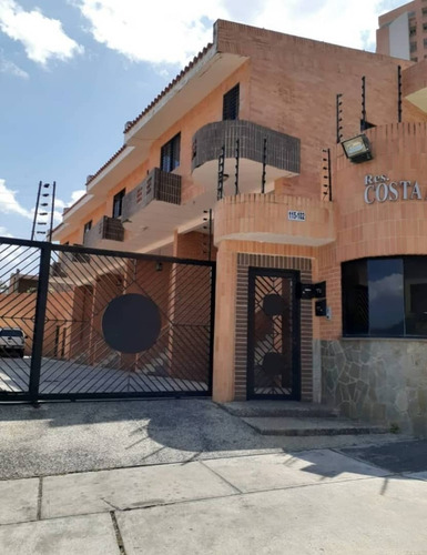 Imagen 17 de 19 de Hermoso Townhouse Urb El Parral Conjunto Res Costa Azul Jc-lp