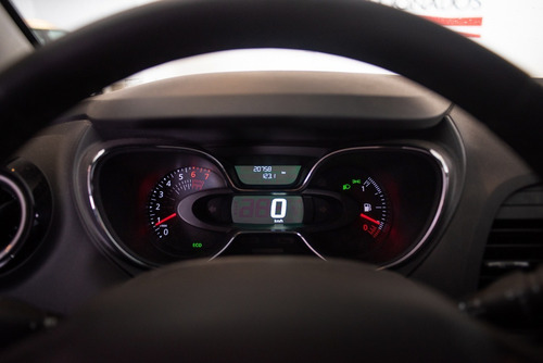 Imagen 13 de 14 de Renault Captur 2.0 Intens Manual *