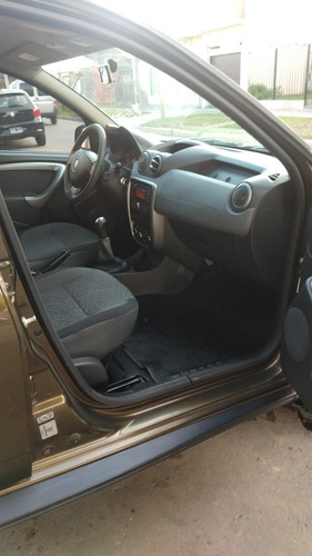 Imagen 6 de 15 de Renault Duster 1.6 4x2 Confort Plus 110cv 2013