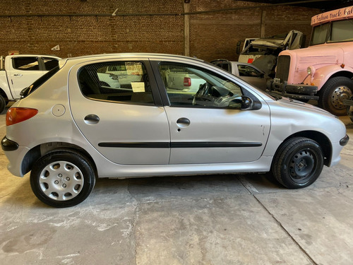 Peugeot 206 1.4 Nafta Generation Plus En Marcha Andando