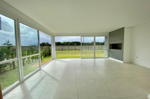 Imagem 8 de 28 de Casa À Venda Em Capão Da Canoa - Ca01365 - 69404714