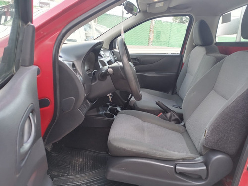 Imagen 6 de 8 de Nissan Np 300 Estacas 0292