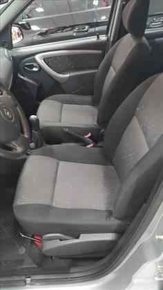 Renault Logan 1.6 Expression 8v Flex 4p Manual