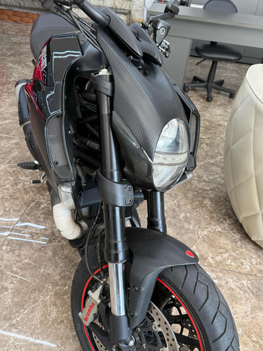 Ducati Diavel 2013