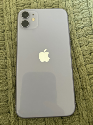 Apple Iphone 11 (64 Gb) - Morado No Le Sirve El Face Id Lila (Usado)