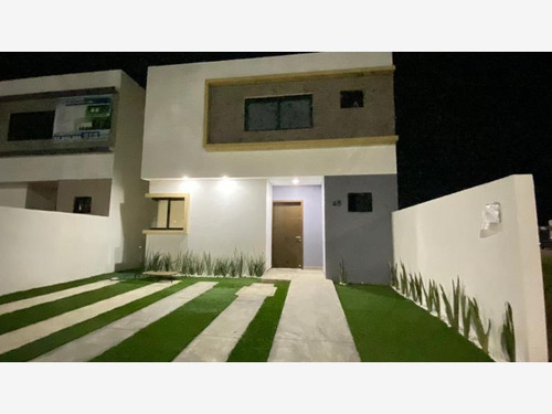 Imagen 3 de 12 de Casa Sola En Renta Lomas De La Rioja