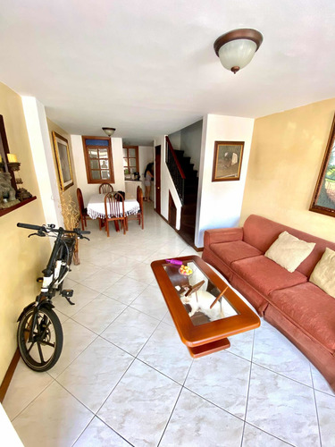Imagen 2 de 13 de Casa De 3 Habitaciones Mas Estudio, 3 Baños