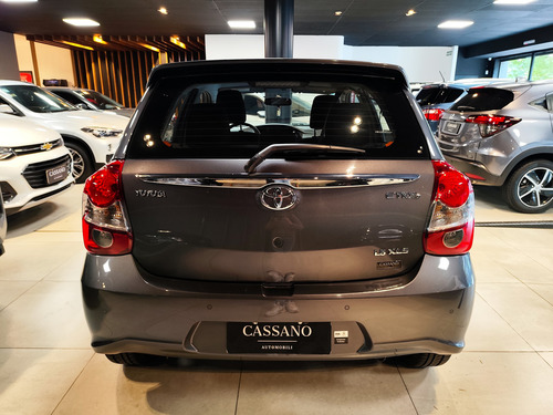 Toyota Etios 1.5 Sedan Xls
