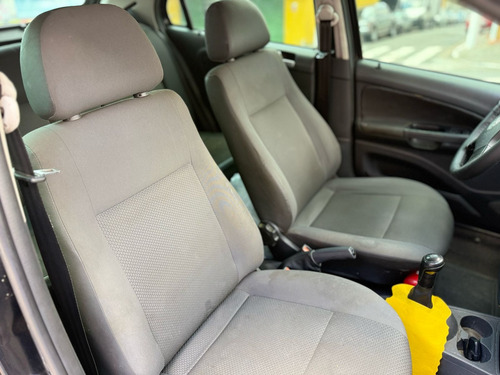 Volkswagen Gol 1.6 Vht Power Total Flex 5p