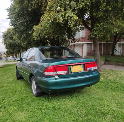 Ford LASER 1.6 Glx