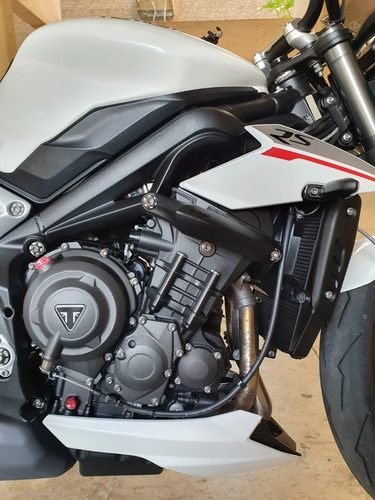 Imagem 8 de 11 de Triumph Street Triple 765 Rs 2020
