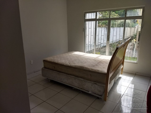 Imagem 2 de 12 de Apartamento - Trindade - Ref: 8312 - V-8312