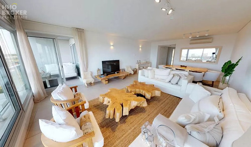 Apartamento En Alquiler Y Venta Le Parc I - Punta Del Este.