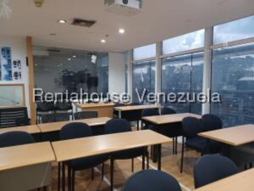 #25-11404 Amplia Oficina En El Recreo