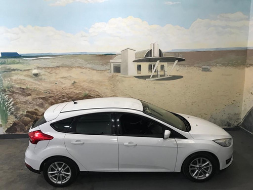 Imagen 10 de 12 de Ford Focus Iii 1.6 S 2016